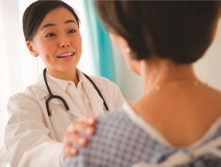 Khát vọng sống và trách nhiệm lương y