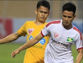 Văn Vinh trong sơ đồ chiến thuật của BHL SLNA