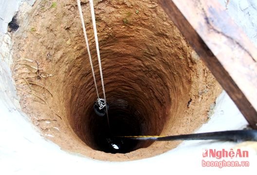 Đào giếng sâu 18m vẫn không có nước dùng
