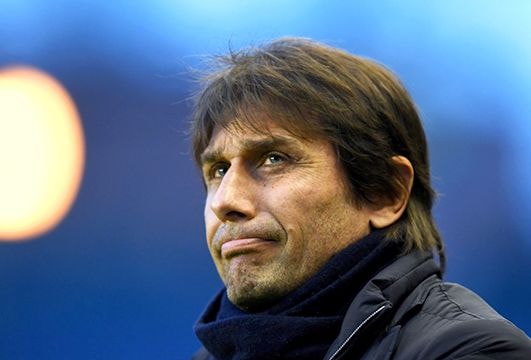 Tại sao Conte lại phải rời Chelsea khi đang thành công và được đối xử tử tế?