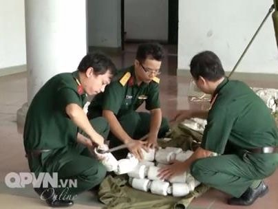 FMV-B1- Vũ khí Việt Nam xé nát vật cản địch