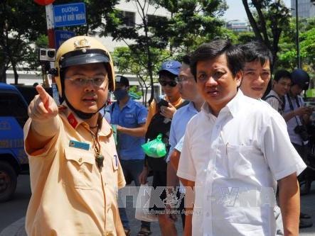 Đừng để người tốt bị ngăn trở