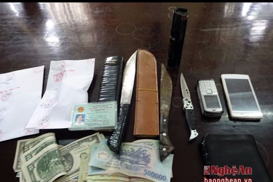 Liên tiếp bắt 2 đối tượng mua bán ma túy tại xã Mỹ Thành (Yên Thành)