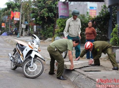 Giải tỏa 2Km hành lang giao thông ở Thị trấn Hòa Bình