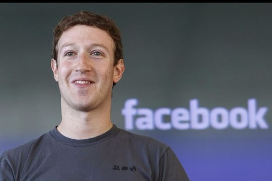 Ông chủ Facebook sẽ nhận bằng đại học Harvard vào tháng 5