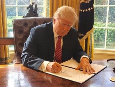 Tranh cãi xung quanh sắc lệnh cấm nhập cảnh mới của Trump