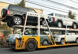 Xe giá rẻ ào ạt đổ bộ, xe nội địa giảm giá