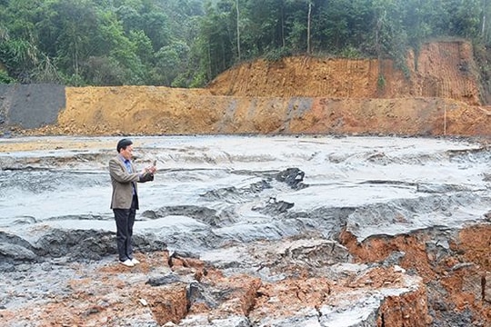 Sự cố vỡ đập chứa bùn thải: Doanh nghiệp 'hứa một đằng làm một nẻo'
