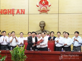 Nghệ An thí điểm chủ tịch xã đối thoại trực tiếp với dân