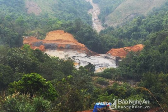 Bí thư Tỉnh ủy trực tiếp chỉ đạo xử lý sự cố vỡ đập ở Quỳ Hợp