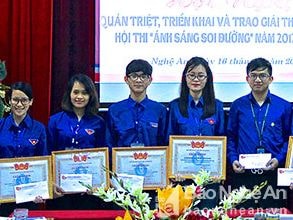 Hơn 24.000 thí sinh Nghệ An đăng ký dự thi 'Ánh sáng soi đường'