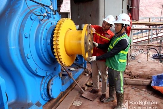 Công ty CP Xi măng Sông Lam: Ưu tiên tuyển chọn lao động người Nghệ An