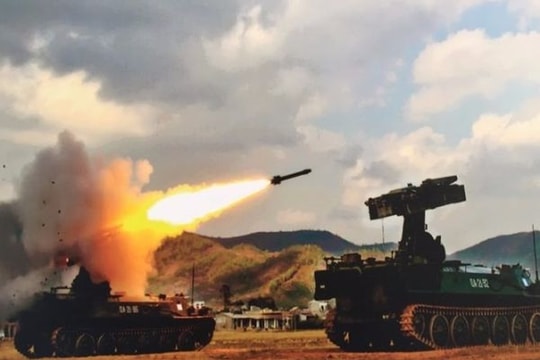 Xuất hiện 'thần hộ mệnh' bảo vệ tên lửa S-300 của Việt Nam