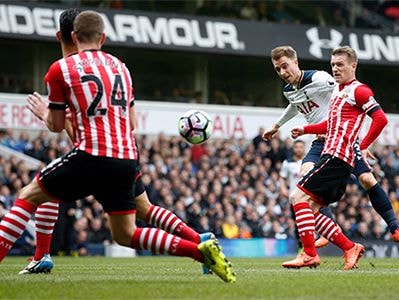 Tottenham nối dài mạch bất bại trên sân nhà