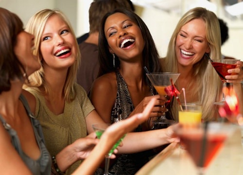 Muốn sống thọ không nên lấy chồng trẻ