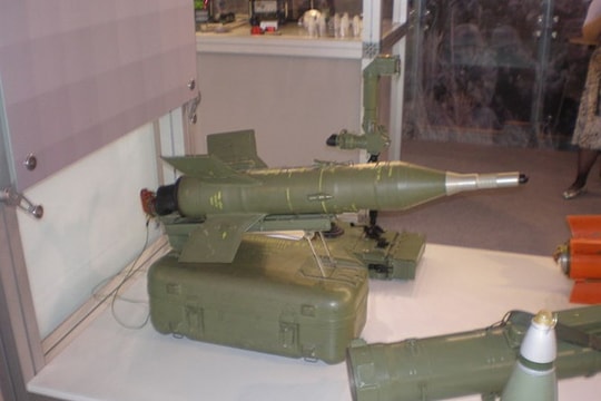 Tên lửa Việt Nam xuyên giáp 800mm sau ERA