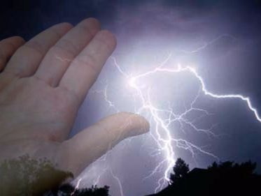 Nắm rõ 4 nguyên tắc để không bao giờ bị sét đánh