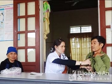 Yên Thành: Phát thuốc miễn phí cho trẻ em mắc bệnh lao