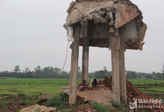 Tiềm ẩn nhiều rủi ro từ lò gạch bỏ hoang