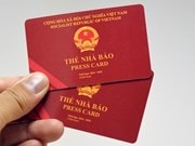 Thu thẻ nhà báo nguyên Trưởng đại diện báo Kinh doanh và Pháp luật