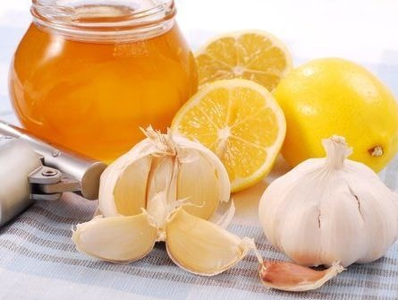 Đánh bay mỡ bụng nhờ tỏi - chanh