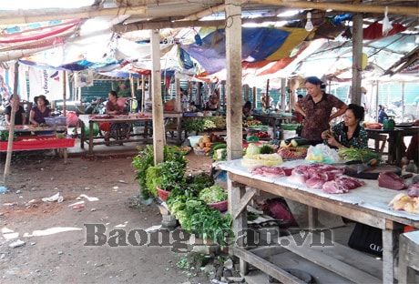 Người dân chợ tạm A1 được tạo điều kiện kinh doanh ở nơi khác