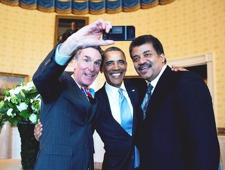 Triển lãm ảnh selfie đầu tiên trên thế giới