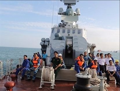 Cách cặp tàu tên lửa Việt Nam hợp luyện diệt mục tiêu