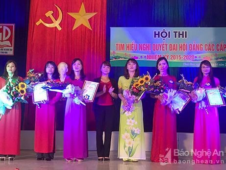 Giáo viên thị xã Thái Hòa thi tìm hiểu Nghị quyết ĐH Đảng các cấp