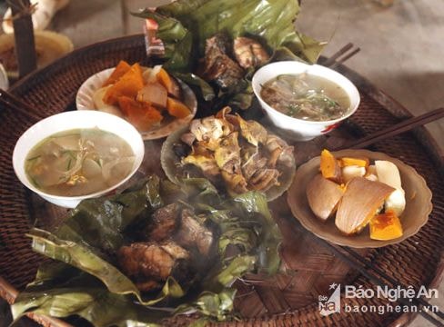 Độc đáo món cúng thần linh của người Khơ Mú