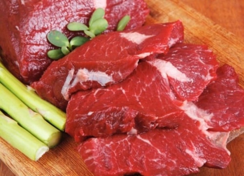 Phụ nữ ăn quá nhiều thịt đỏ có nguy cơ mắc ung thư vú