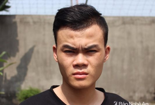 Gã bảo vệ nghiện game gây ra 11 vụ đột vòm nhà dân