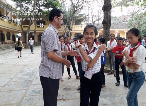 Hơn 11.000 học sinh Tân Kỳ được khám sàng lọc xơ hóa cơ delta