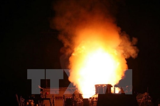 Tiết lộ lý do hệ thống phòng không Syria 'bất lực' trước tên lửa Mỹ