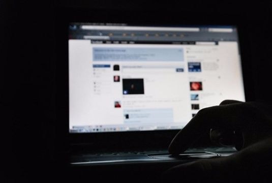 Facebook có thể bị phạt 50 triệu euro nếu lan truyền tin tức giả?