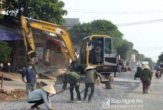 Đẩy mạnh xây dựng hạ tầng giao thông