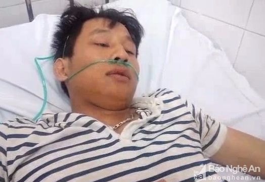 Hành khách và chủ xe kể lại khoảnh khắc lật xe khách ở Nghi Xuân (Hà Tĩnh)