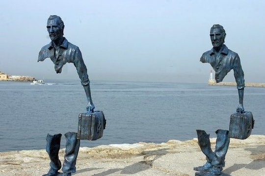 9 bức tượng đặc biệt hút khách du lịch như nam châm