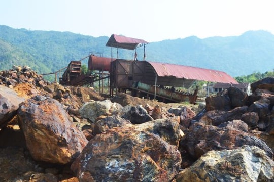 Khẩn trương hoàn thổ sau khai thác khoáng sản ở Quế Phong