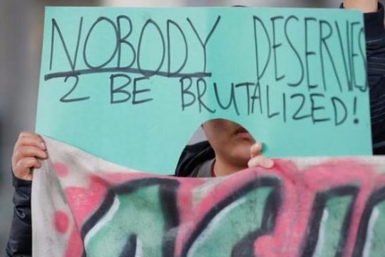 ​Ông David Dao khởi động thủ tục pháp lý kiện United