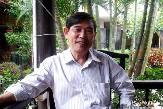 Vương Cường- người 'bị thơ ám'