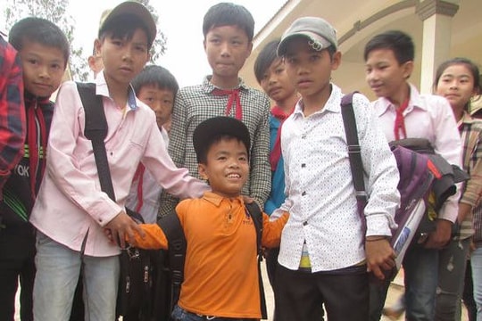 Cậu bé tí hon và hành trình tới trường