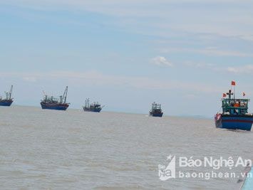 Đội tàu cá Nghệ An xuất quân tới ngư trường Hoàng Sa, Trường Sa