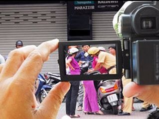 Cấm người dân bí mật ghi âm, ghi hình: Có vi hiến?