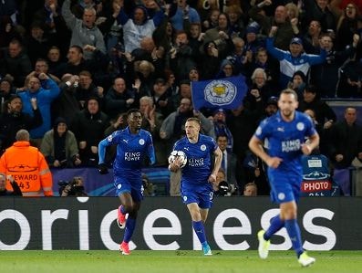 Nhà vô địch Ngoại hạng Anh kết thúc câu chuyện cổ tích