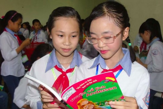 Hàng trăm học sinh hào hứng với ngày hội đọc sách