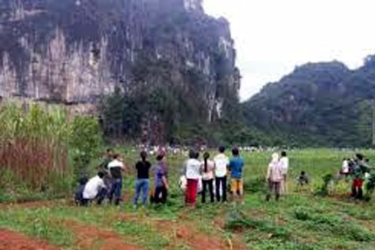 Kẻ hiếp dâm, giết cô gái trẻ dùng súng tự tử khi biết không thể thoát