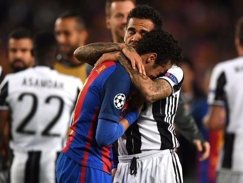 Messi thất thần, Neymar khóc nức nở như trẻ lên 3