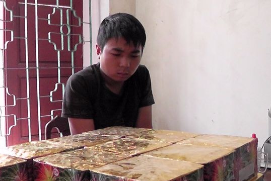 Tàng trữ hơn 83 kg pháo để bán dịp Tết