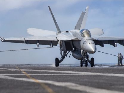 Lỗi hệ thống cung cấp oxy có thể khiến phi công tiêm kích F-18 Mỹ ngạt thở khi bay